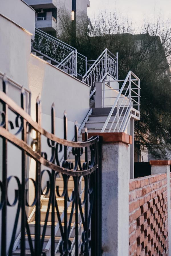 Vlorë Apartments Mehmeti מראה חיצוני תמונה